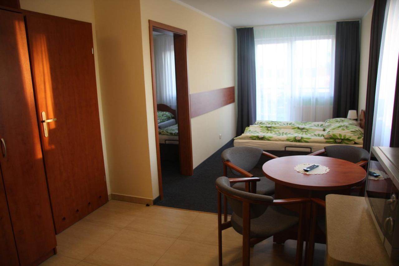 Pensjonat Edana Ustronie Morskie Exterior foto